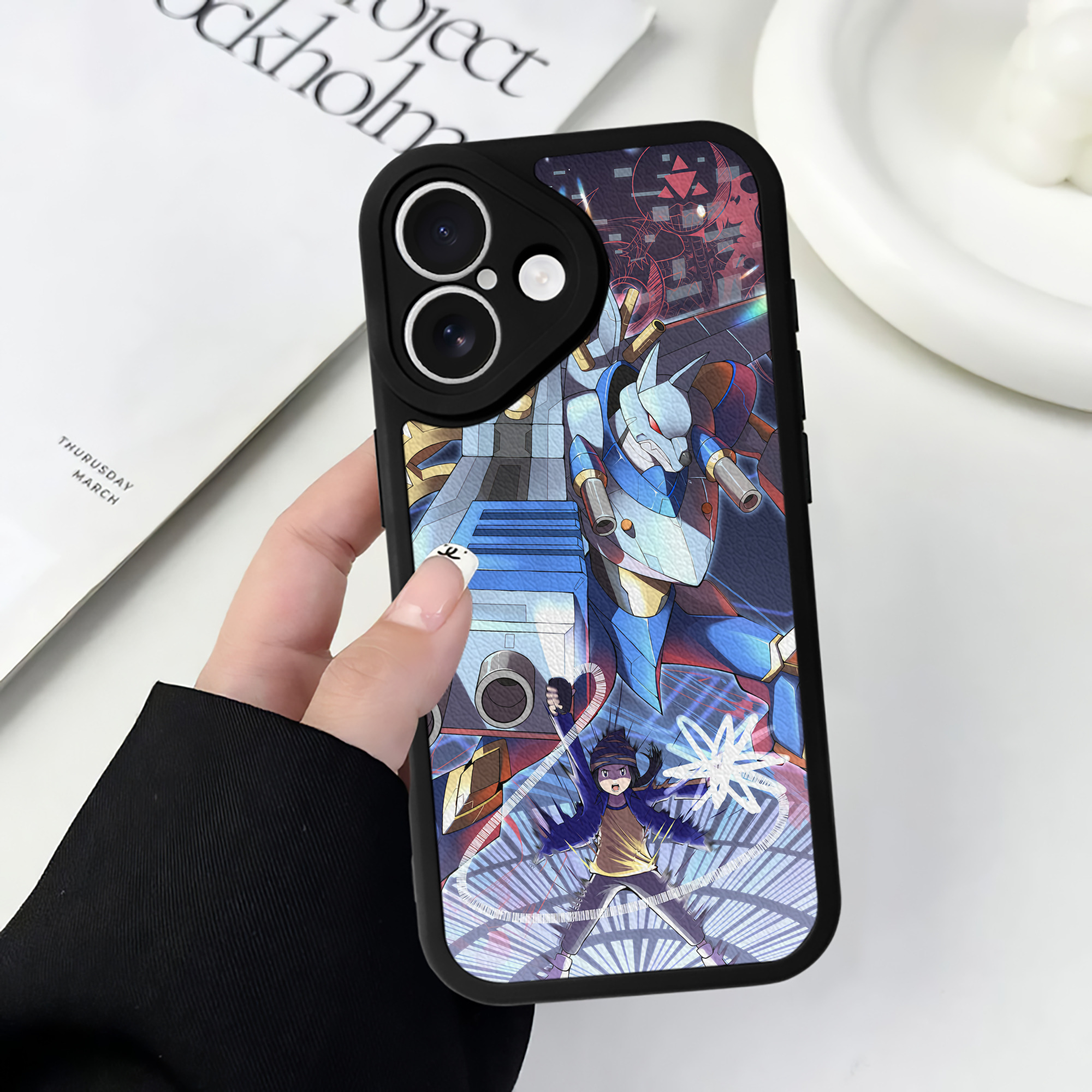 （画像用） Digimon デジタルモンスター/デジモン 【iPhone 16シリーズ対応】シリコンスマホケース（レザー調） 材質：シリコン